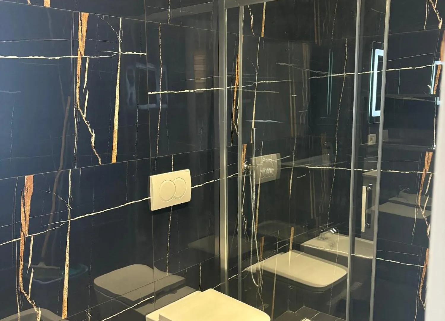 Appartement Helius à Vlorë